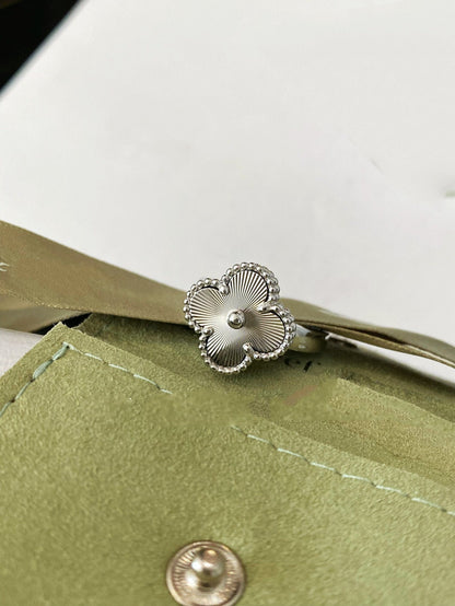 [Royal Jewelry]CLOVER SILVER RING