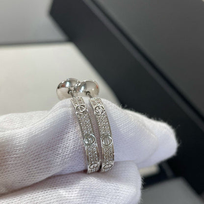 [Royal Jewelry]LOVE DIAMOND SILVER HOOP EARRINGS