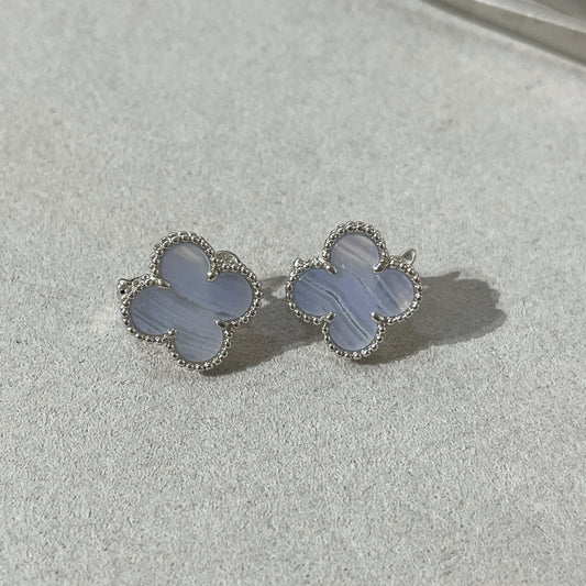 [Royal Jewelry]CLOVER CHALCEDONY SILVER STUD EARRINGS