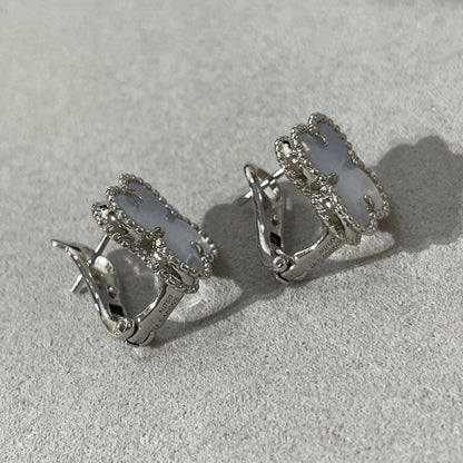 [Royal Jewelry]CLOVER CHALCEDONY SILVER STUD EARRINGS