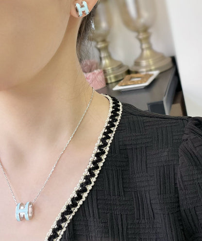 [Royal Jewelry]POP H SKY BLUE STUD EARRINGS