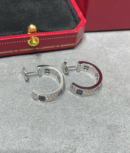 [Royal Jewelry]LOVE CERAMIC DIAMOND PAVED SILVER EARRINGS