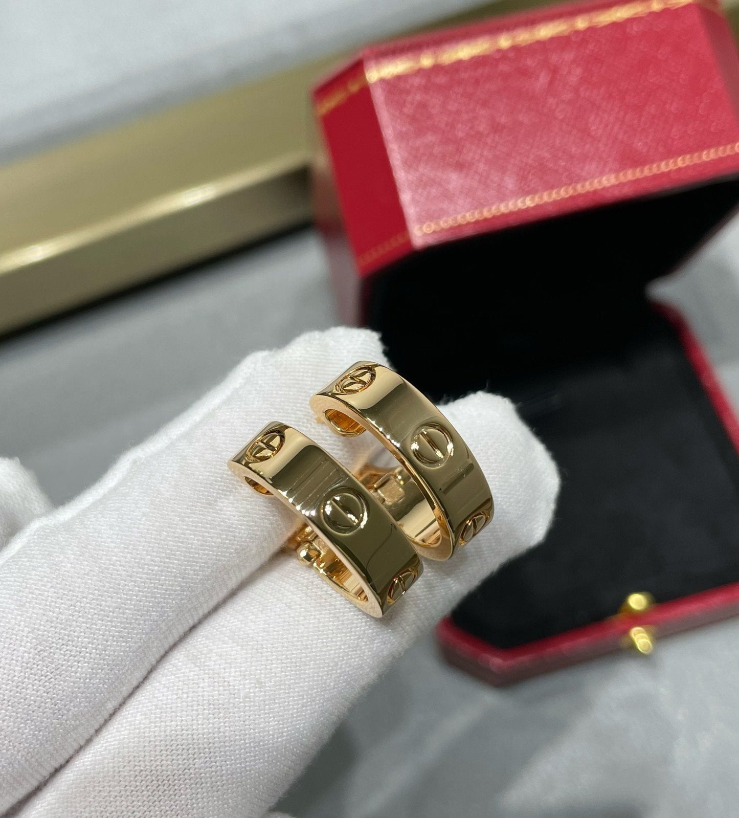 [Royal Jewelry]LOVE 5.5MM EARRINGS