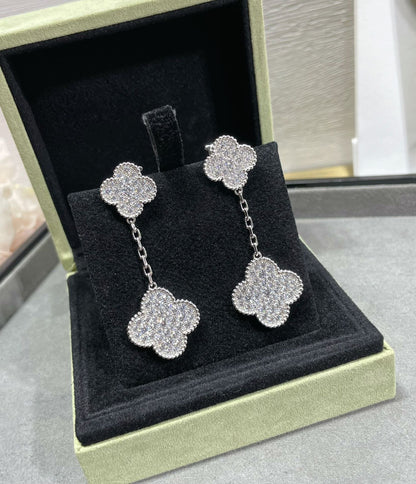 [Royal Jewelry]CLOVER 2 MOTIFS DIAMOND PAVED SILVER EARRINGS