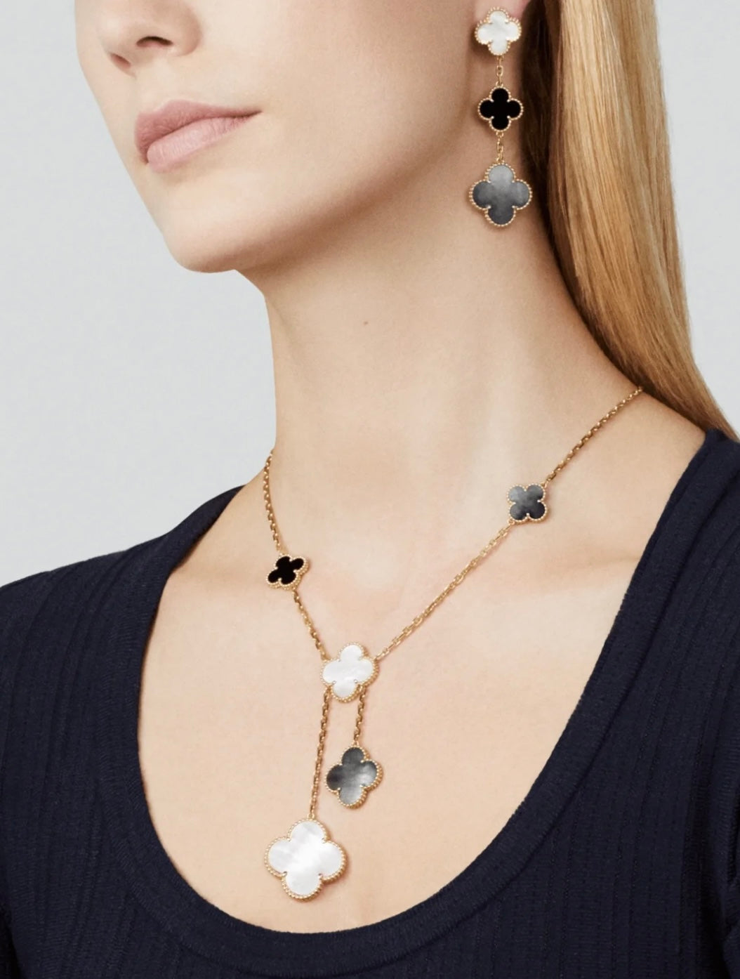 [Royal Jewelry]CLOVER 3 MOTIF MOP ONYX DARK MOP PINK GOLD EARRINGS