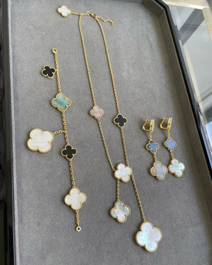 [Royal Jewelry]CLOVER 3 MOTIF MOP ONYX DARK MOP PINK GOLD EARRINGS