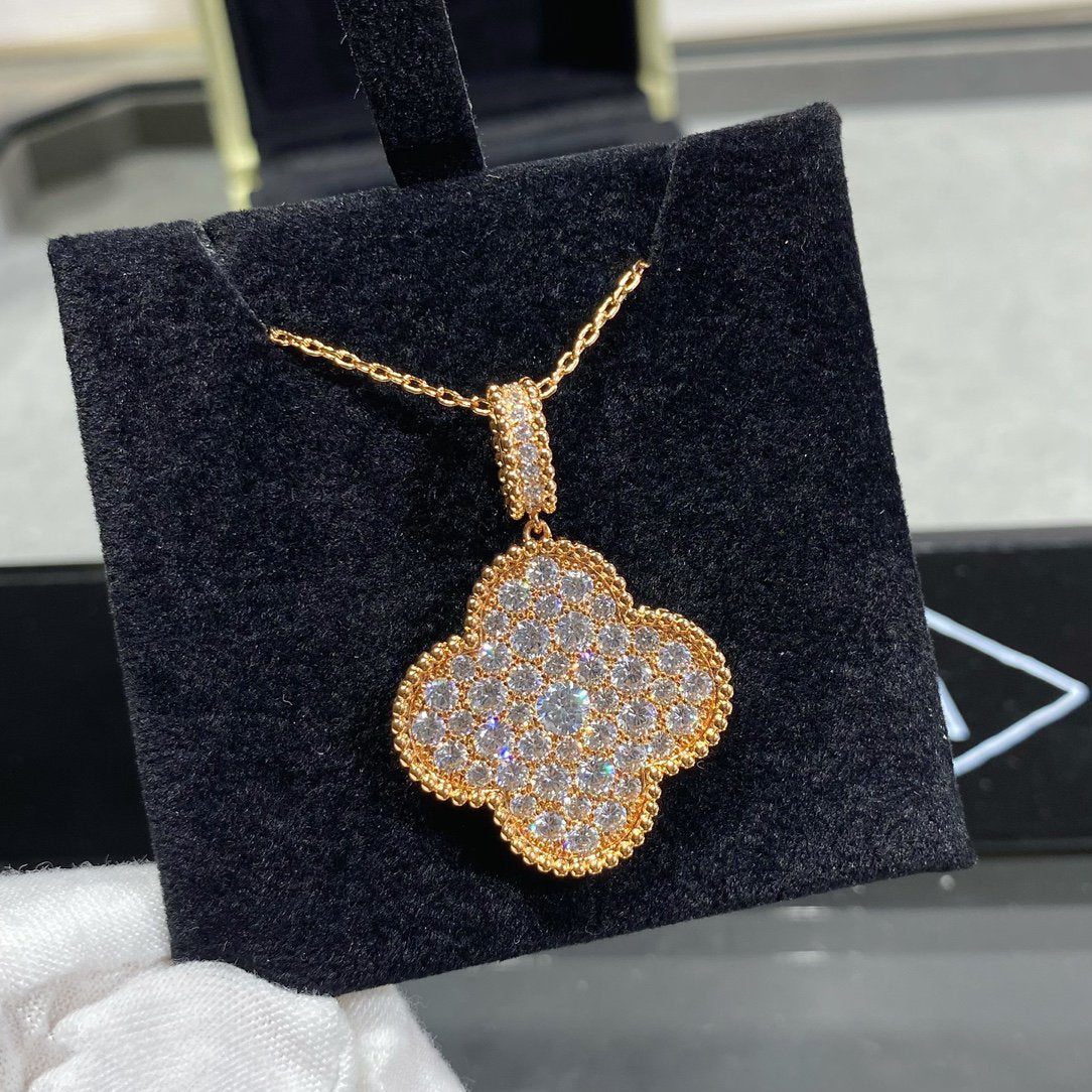 [Royal Jewelry]CLOVER 25MM LARGE PEDANT DIAMOND PAVED LONG NECKLACE
