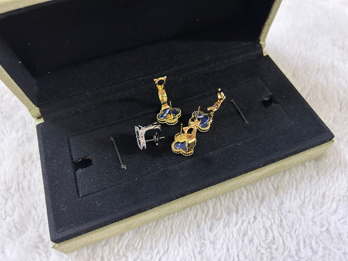 [Royal Jewelry]CLOVER PIETERSITE MEDIUM STUD EARRINGS