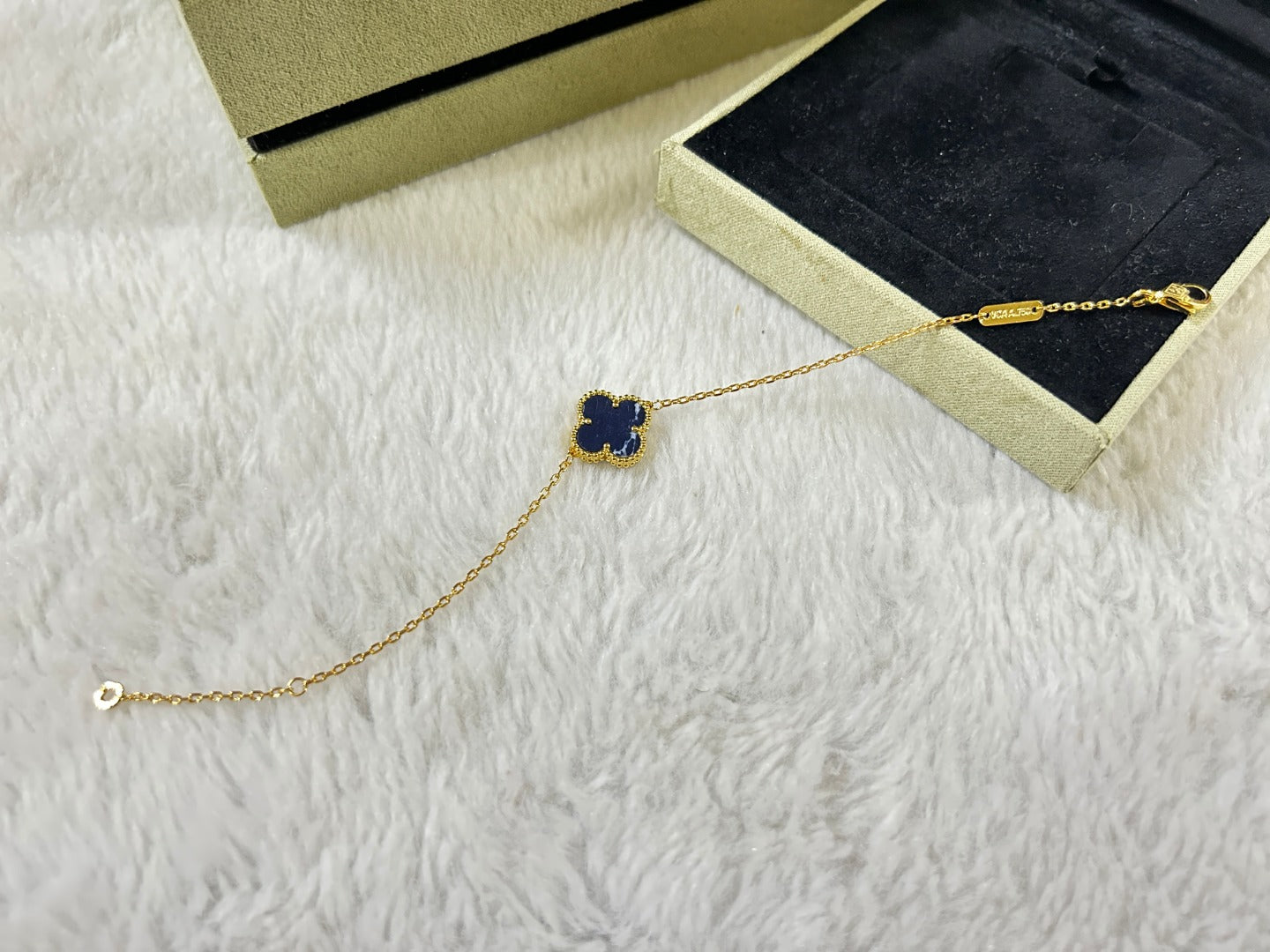 [Royal Jewelry]CLOVER 1 MOTIF PIETERSITE BRACELET
