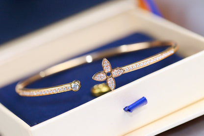[Royal Jewelry]IDYLLE PINK GOLD OPEN BRACELET DIAMOND PAVED