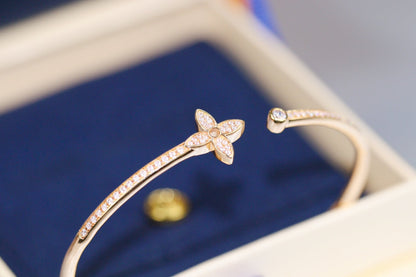 [Royal Jewelry]IDYLLE PINK GOLD OPEN BRACELET DIAMOND PAVED
