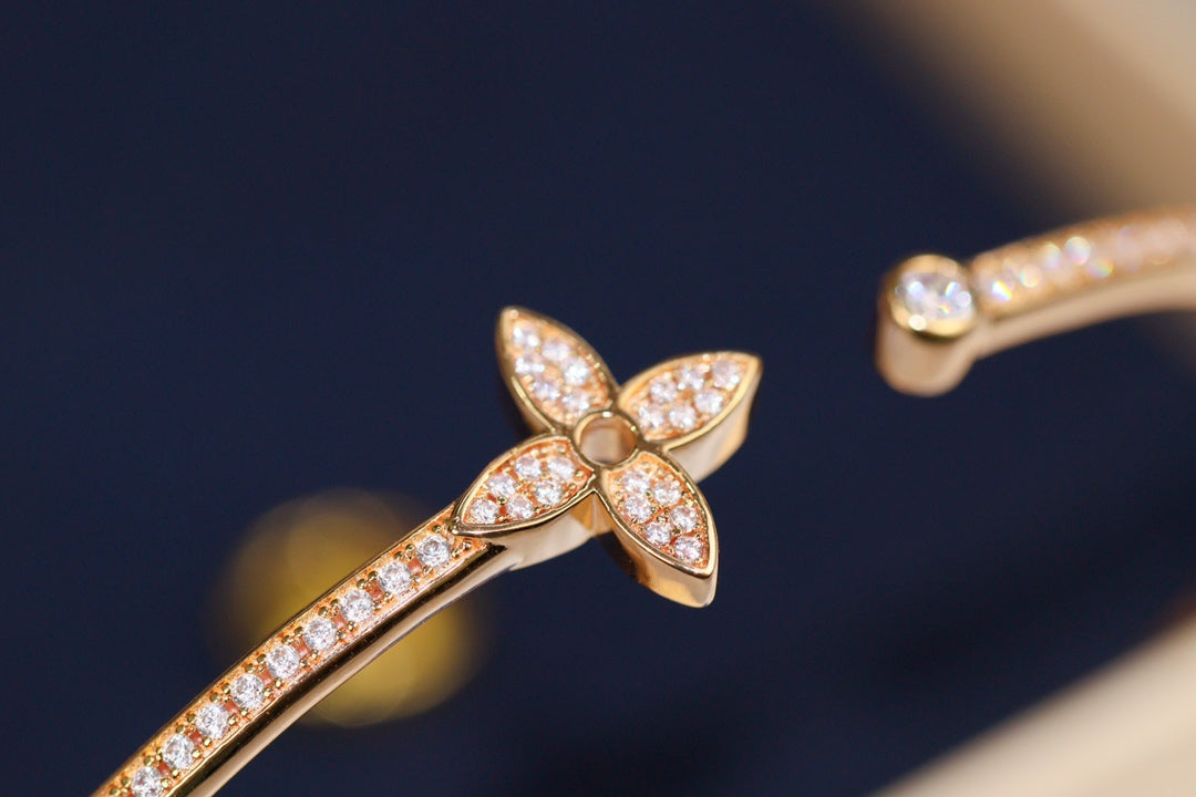 [Royal Jewelry]IDYLLE PINK GOLD OPEN BRACELET DIAMOND PAVED