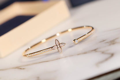 [Royal Jewelry]IDYLLE GOLD OPEN BRACELET DIAMOND PAVED