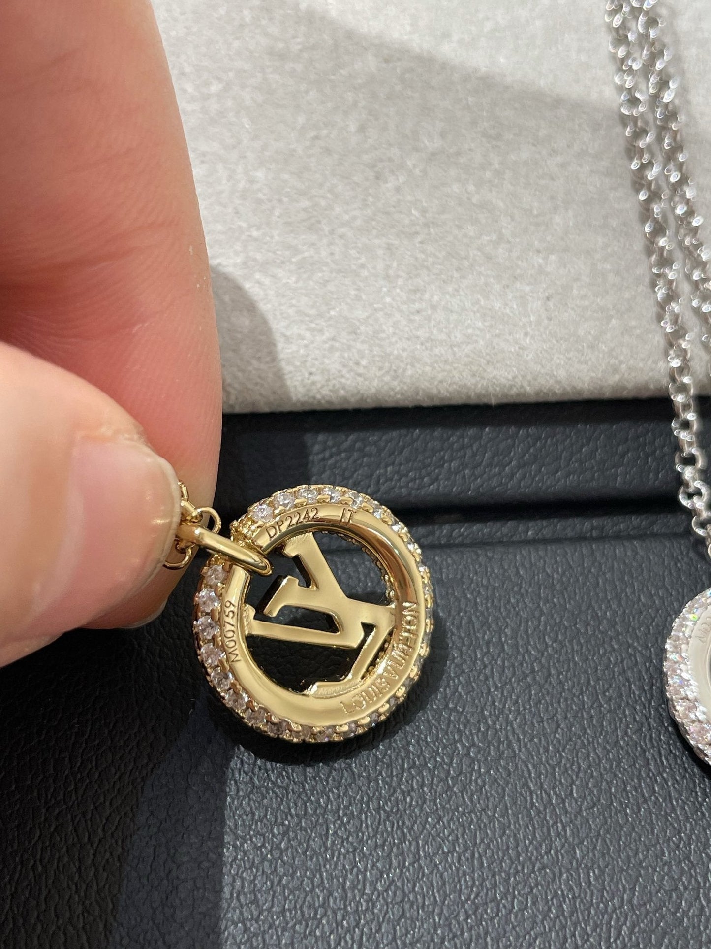 [Royal Jewelry]BY NIGHT DIAMOND PAVED NECKLACE