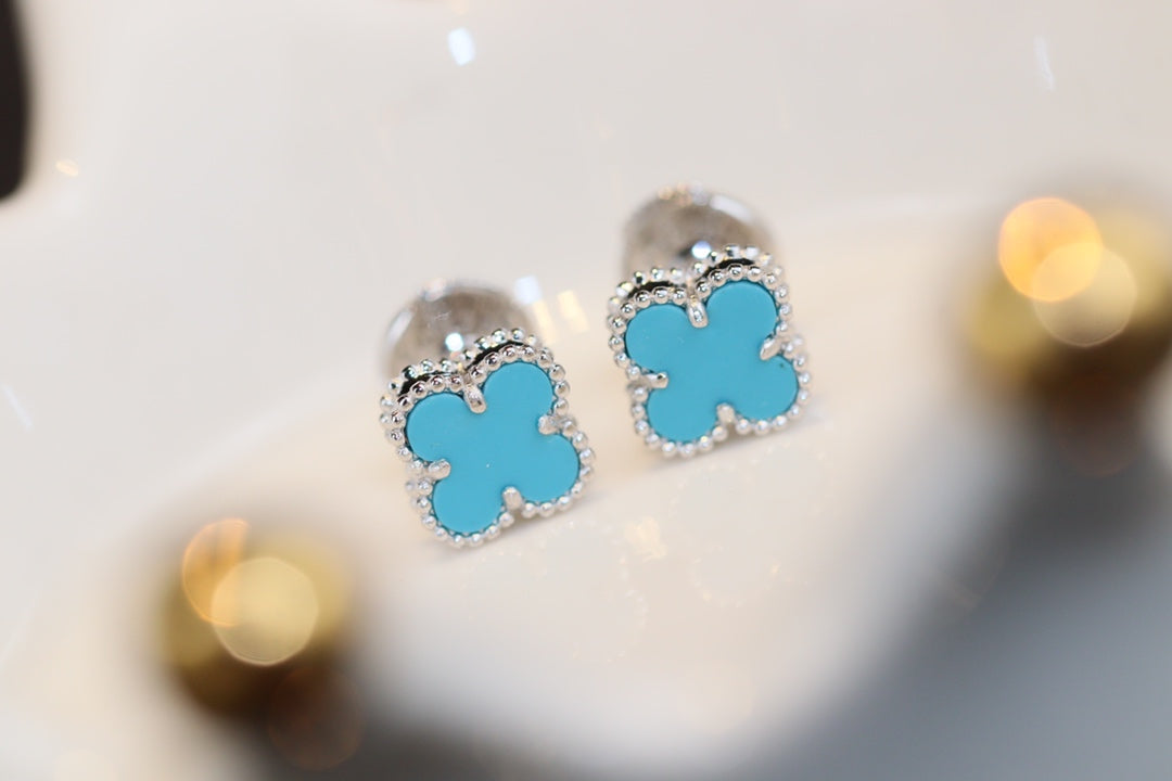 [Royal Jewelry]CLOVER MINI TURQUOISE SILVER STUD EARRINGS