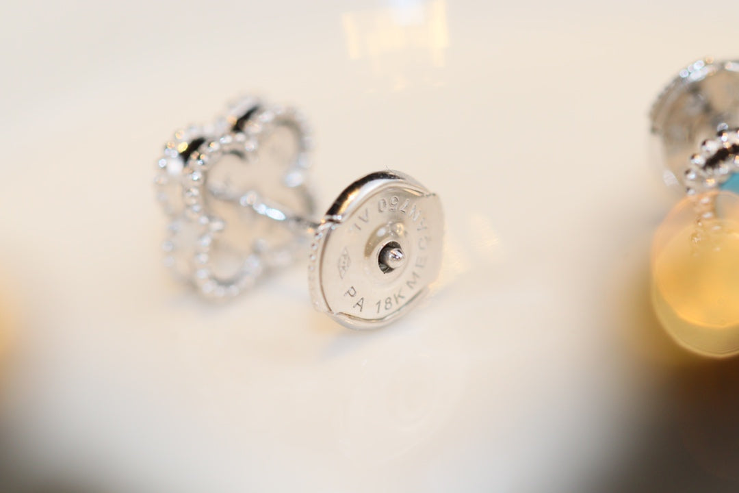 [Royal Jewelry]CLOVER MINI TURQUOISE SILVER STUD EARRINGS
