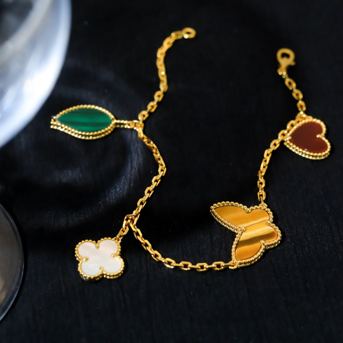 [Royal Jewelry]LUCKY SPRING 5 MOTIF GOLD BRACELET