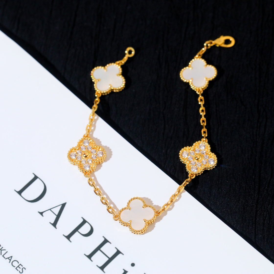 [Royal Jewelry]CLOVER BRACELET 5 MOTIF WHITE MOP DIAMOND