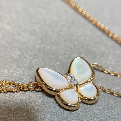 [Royal Jewelry]BUTTERFLY MOP DIAMOND NECKLACE