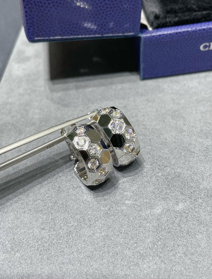 [Royal Jewelry]BEE LOVE DIAMOND HOOP EARRINGS