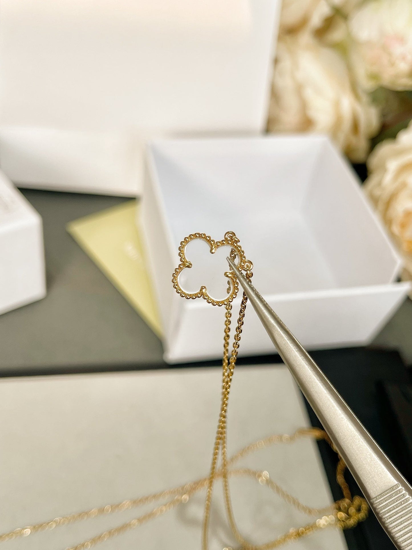 [Royal Jewelry]CLOVER ROCK CRYSTAL ROSE GOLD NECKLACE