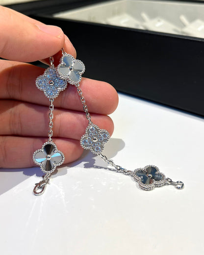 [Royal Jewelry]CLOVER 5 MOTIF SILVER DIAMOND BRACELET