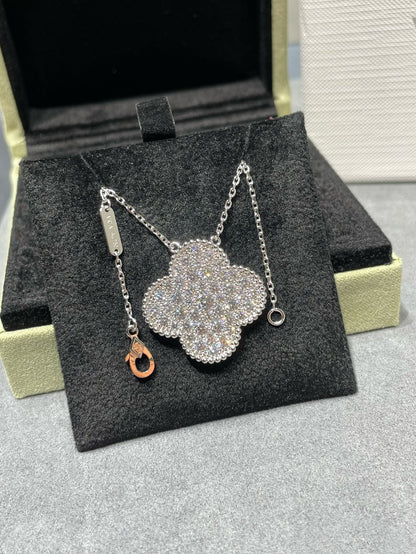 [Royal Jewelry]CLOVER 25MM LARGE PENDANT DIAMOND PAVED SILVER NECKLACE
