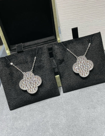 [Royal Jewelry]CLOVER 25MM LARGE PENDANT DIAMOND PAVED SILVER NECKLACE
