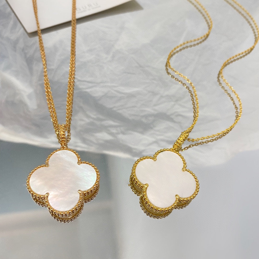 [Royal Jewelry]CLOVER 25MM MOP LARGE PENDANT NECKLACE