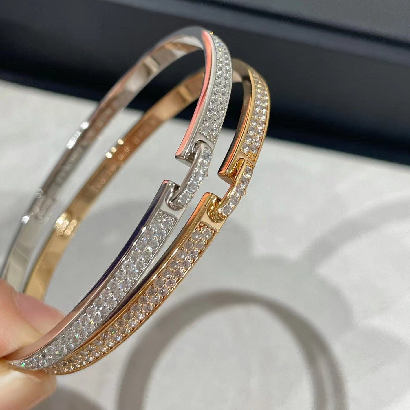[Royal Jewelry]LIENS VIDENCE DIAMOND PAVED BRACELET
