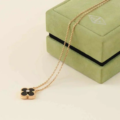 [Royal Jewelry]CLOVER 15MM DIAMOND ONYX NECKLACE