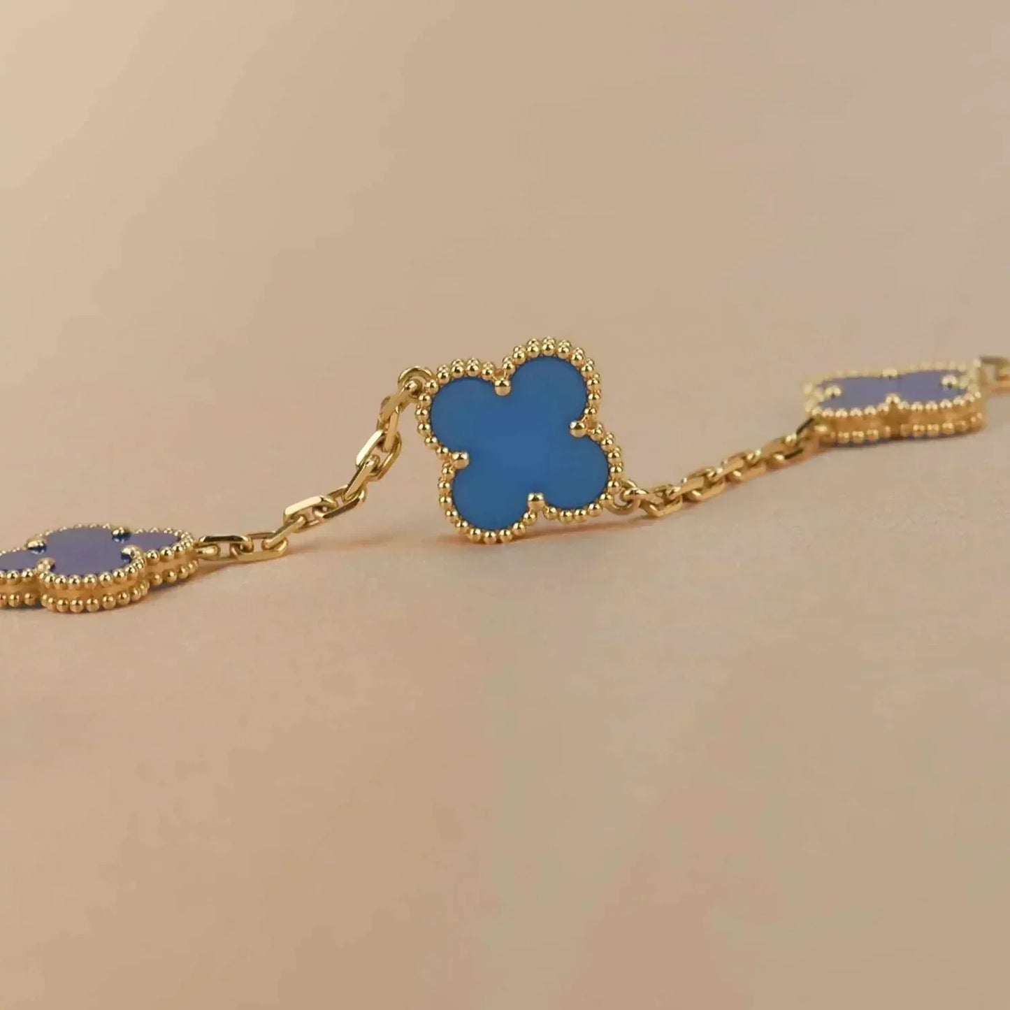 [Royal Jewelry]CLOVER 5 MOTIFS BLUE AGATE BRACELET