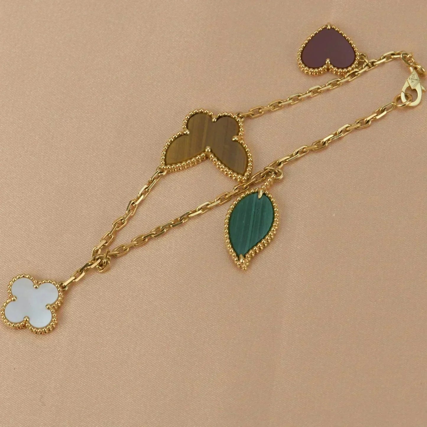 [Royal Jewelry]LUCKY SPRING 5 MOTIF GOLD BRACELET