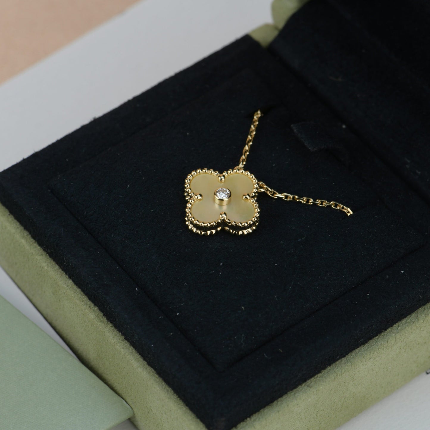[Royal Jewelry]CLOVER 15MM DIAMOND GOLD MOTHER OF PEARL NECKLACE
