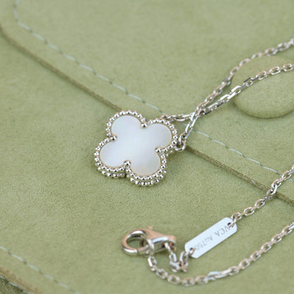 [Royal Jewelry]CLOVER  15MM WHITE MOTHER-OF-PEARL SILVER