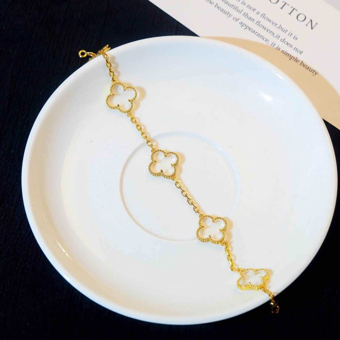 [Royal Jewelry]CLOVER 5 MOTIF ROCK CRYSTAL PINK GOLD BRACELET