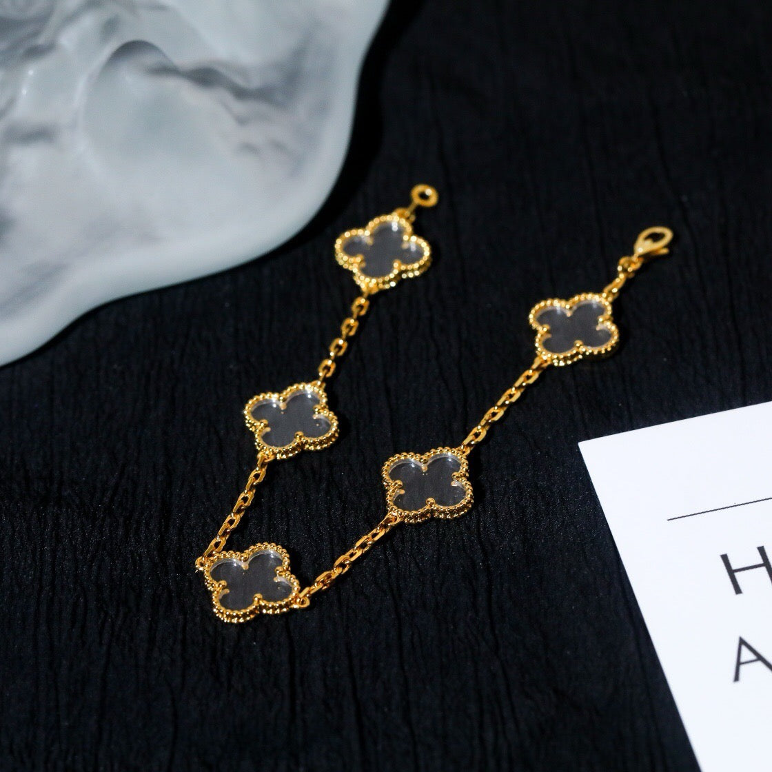 [Royal Jewelry]CLOVER 5 MOTIF ROCK CRYSTAL PINK GOLD BRACELET
