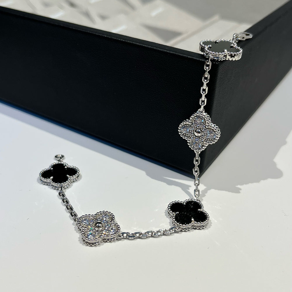 [Royal Jewelry]CLOVER 5 MOTIF ONYXS DIAMOND BRACELET SILVER