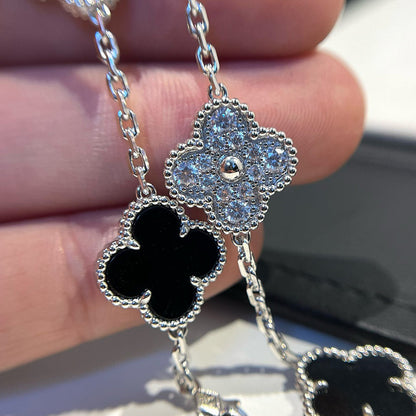 [Royal Jewelry]CLOVER 5 MOTIF ONYXS DIAMOND BRACELET SILVER