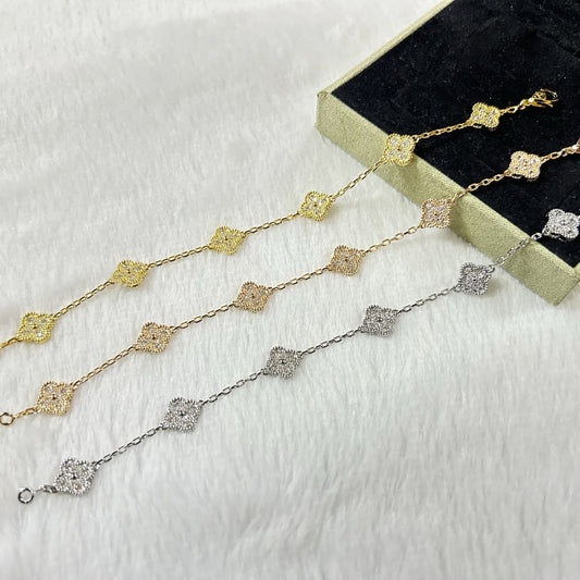 [Royal Jewelry]CLOVER 6 MOTIF DIAMOND BRACELET