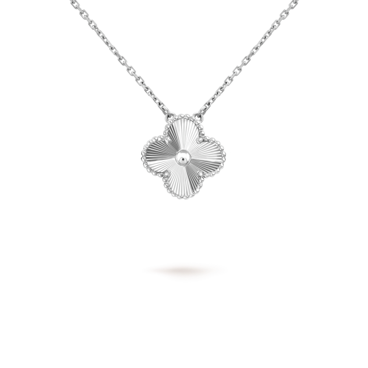 [Royal Jewelry]CLOVER 15MM LASER NECKLACE SILVER