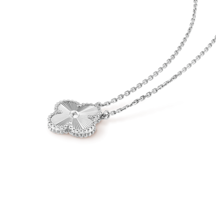 [Royal Jewelry]CLOVER 15MM LASER NECKLACE SILVER