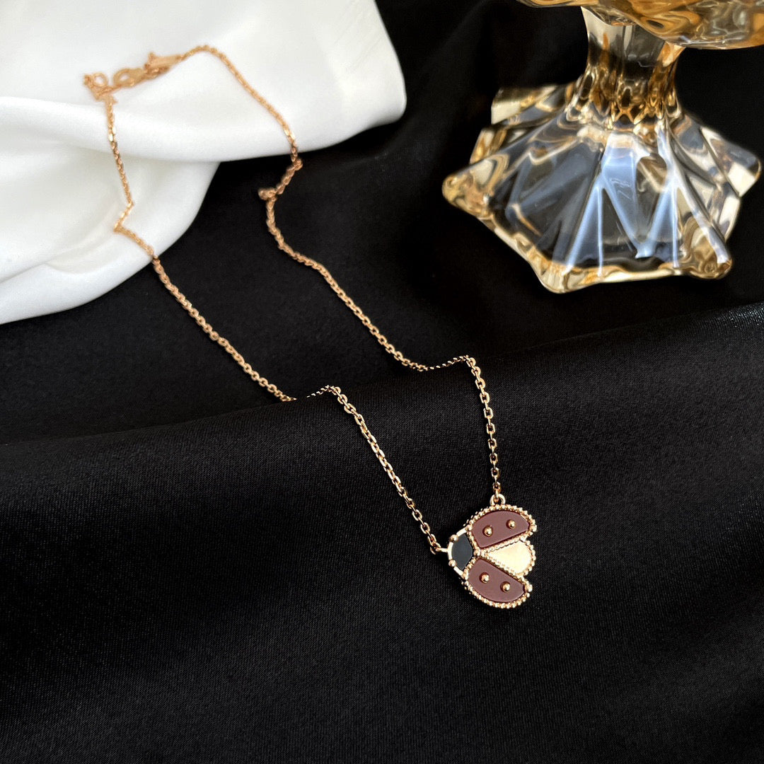 [Royal Jewelry]LUCKY  CARNELIANS LADYBUG NECKLACE