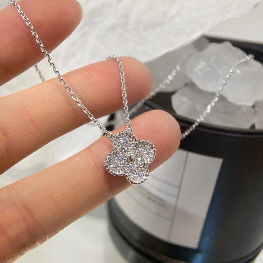 [Royal Jewelry]CLOVER 15MM DIAMOND SINGLE FLOWER NECKLACE