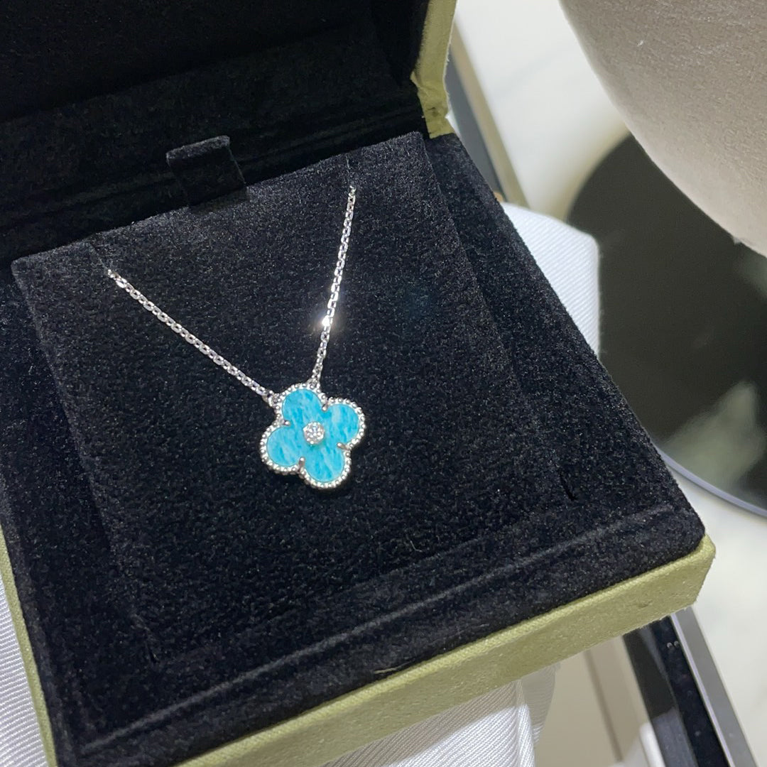 [Royal Jewelry]COLLIER TRÈFLE 15MM DIAMANT PORCELAINE ARGENT