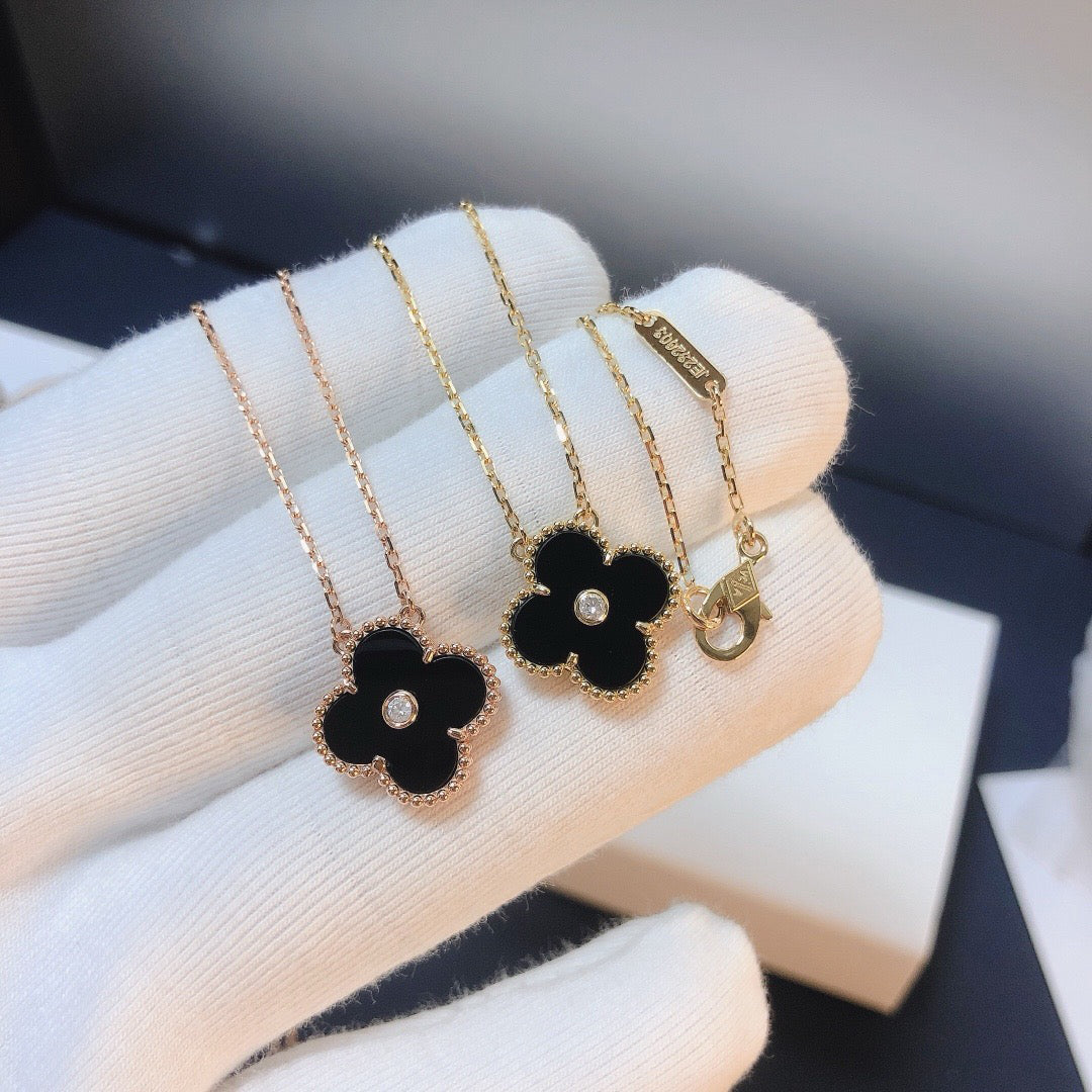 [Royal Jewelry]CLOVER 15MM DIAMOND ONYX NECKLACE