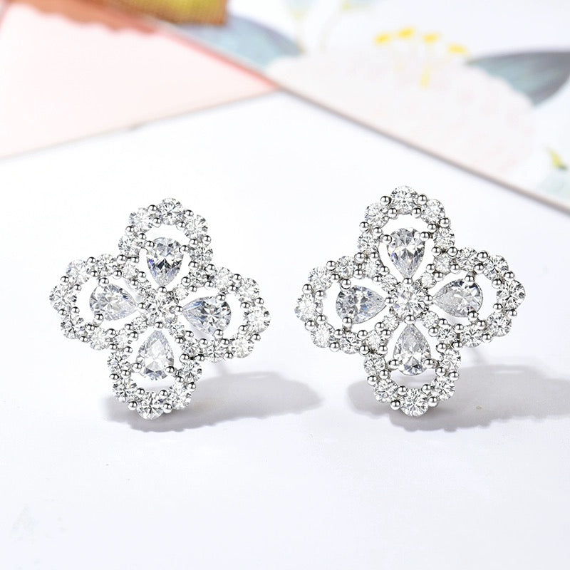 [Royal Jewelry]LOOP EARRINGS FULL MOTIF DIAMOND 16MM