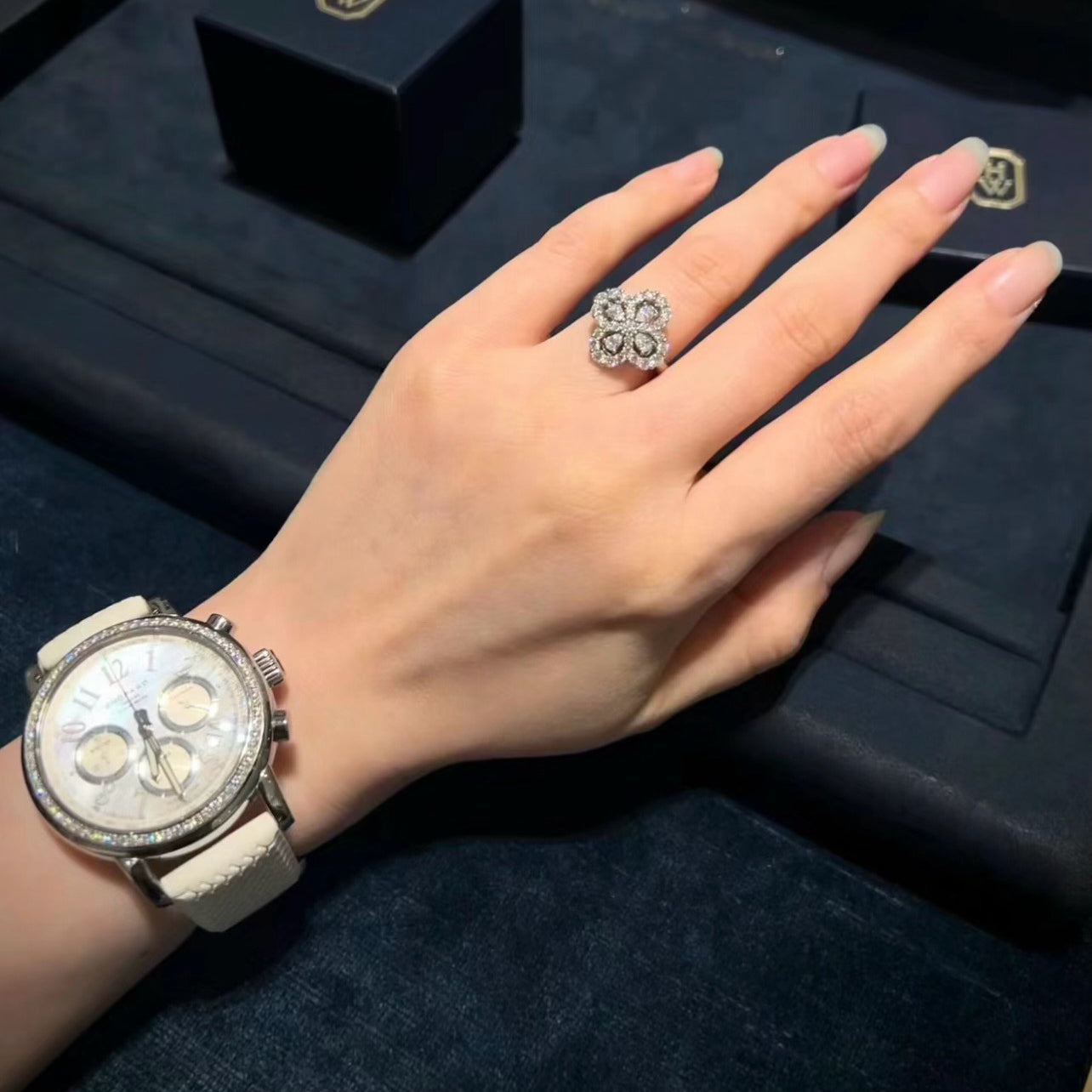 [Royal Jewelry]LOOP RING FULL MOTIF DIAMOND 16MM SILVE