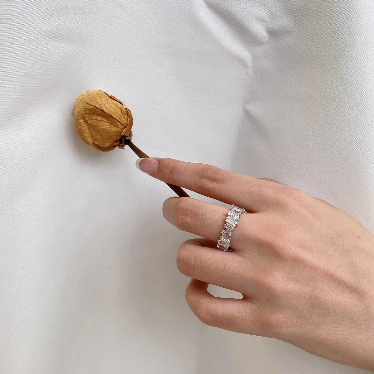 [Royal Jewelry]Delicate Multi Shape Tennis Ring
