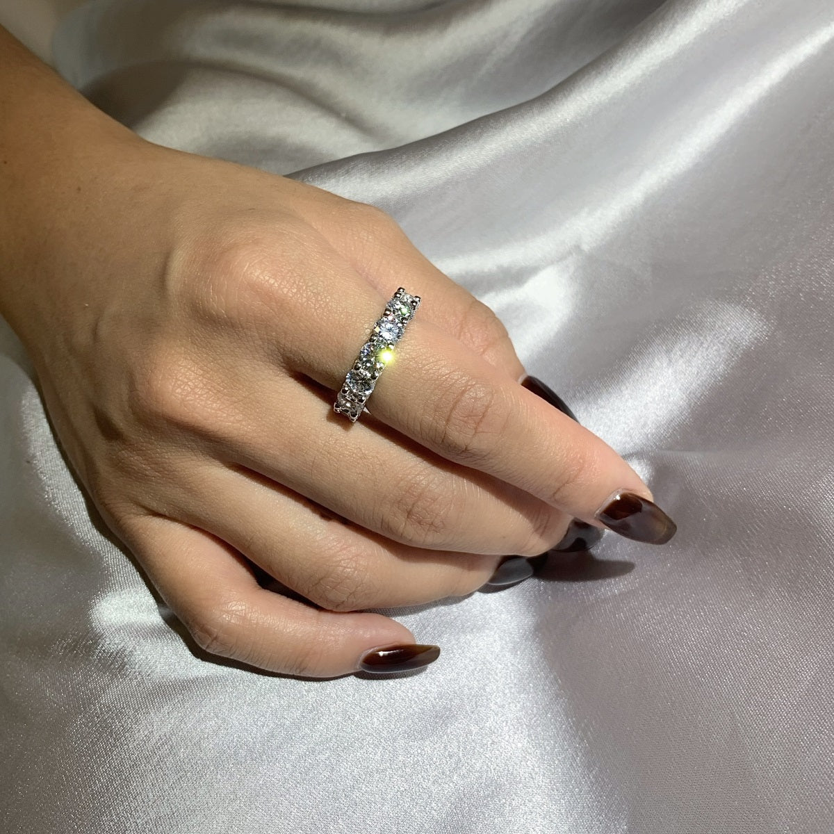 [Royal Jewelry]Gorgeous Round Cut Tennis Ring
